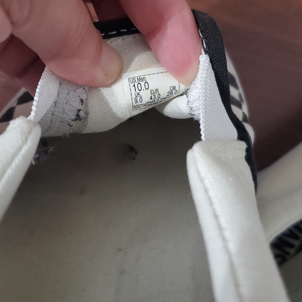 Vans Men’s Checkerboard Slip-Ons - Picture 7 of 7